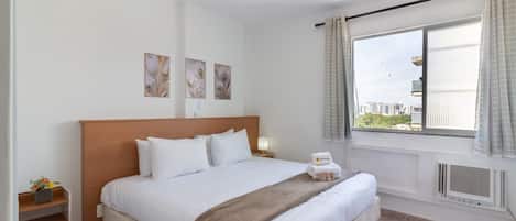 1 chambre, fer et planche Ă repasser, Wi-Fi gratuit, draps fournis