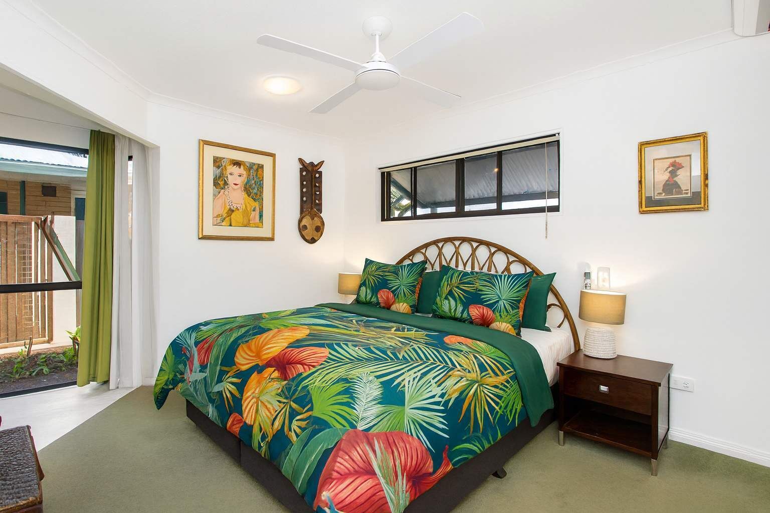 2 bedrooms, desk, iron/ironing board, free WiFi