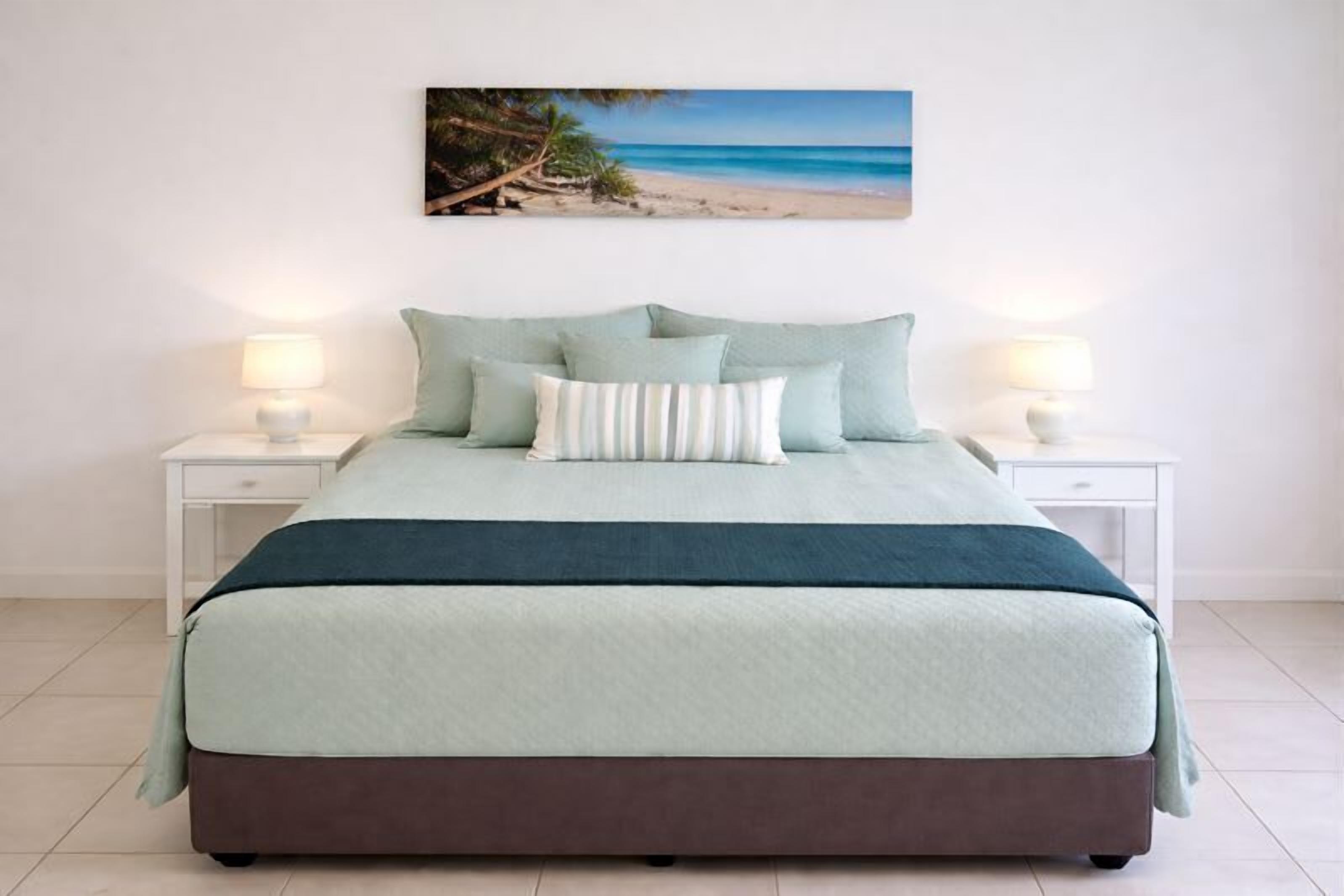 Schreibtisch, Bügeleisen/Bügelbrett, Internetzugang, Bettwäsche