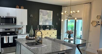 Hidden Gem! Luxury Palm Home with Modern Comfort