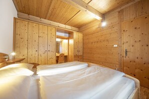 Accès au Wi-Fi (inclus), literie fournie