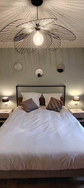 2 bedrooms, iron/ironing board, WiFi, bed sheets - Le Rissas, gite for 4 _ Lacets Ventoux (Beaumont-du-Ventoux)