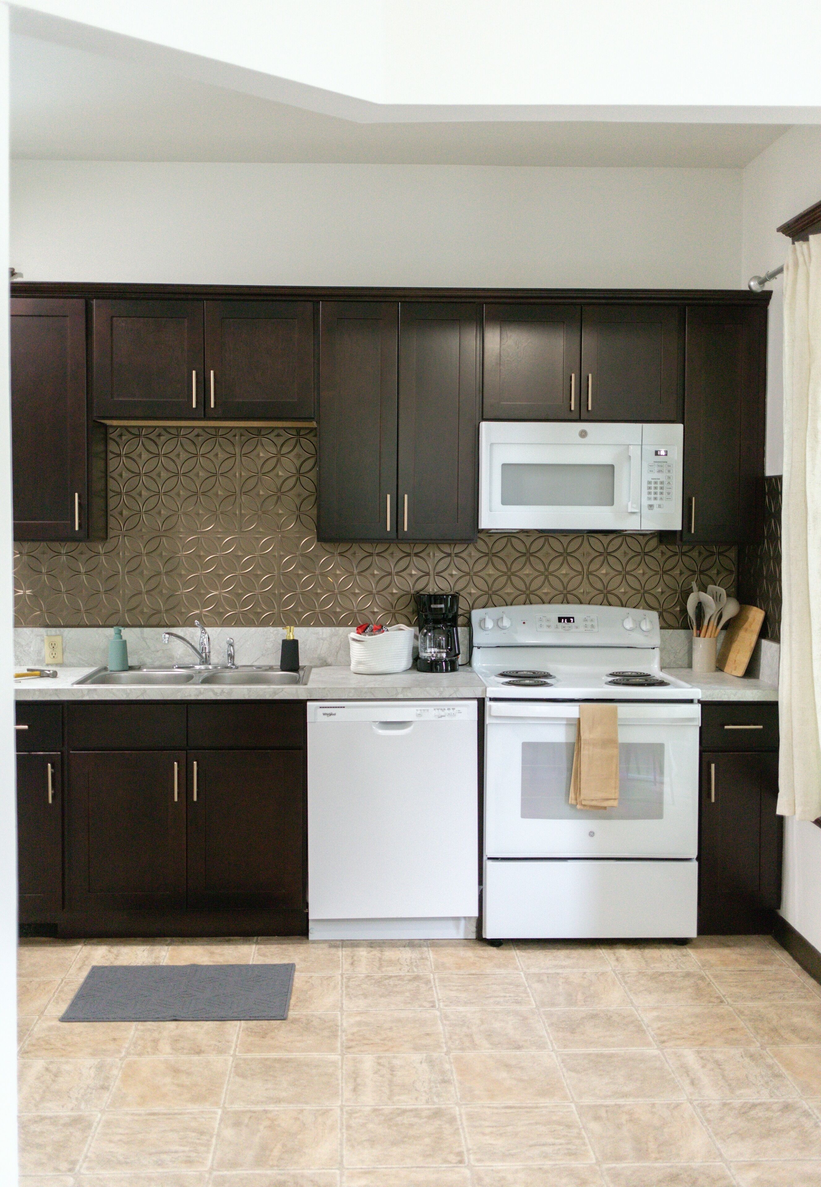 Mikrowelle, Ofen, Herdplatte, Geschirrspüler