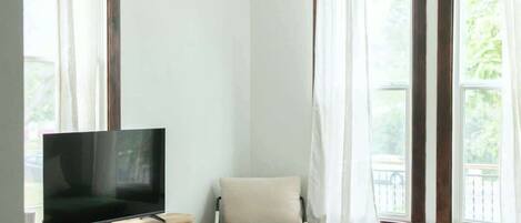 TV