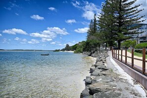 Beach towels - It's Five O'Clock Somewhere (Sunshine Coast)