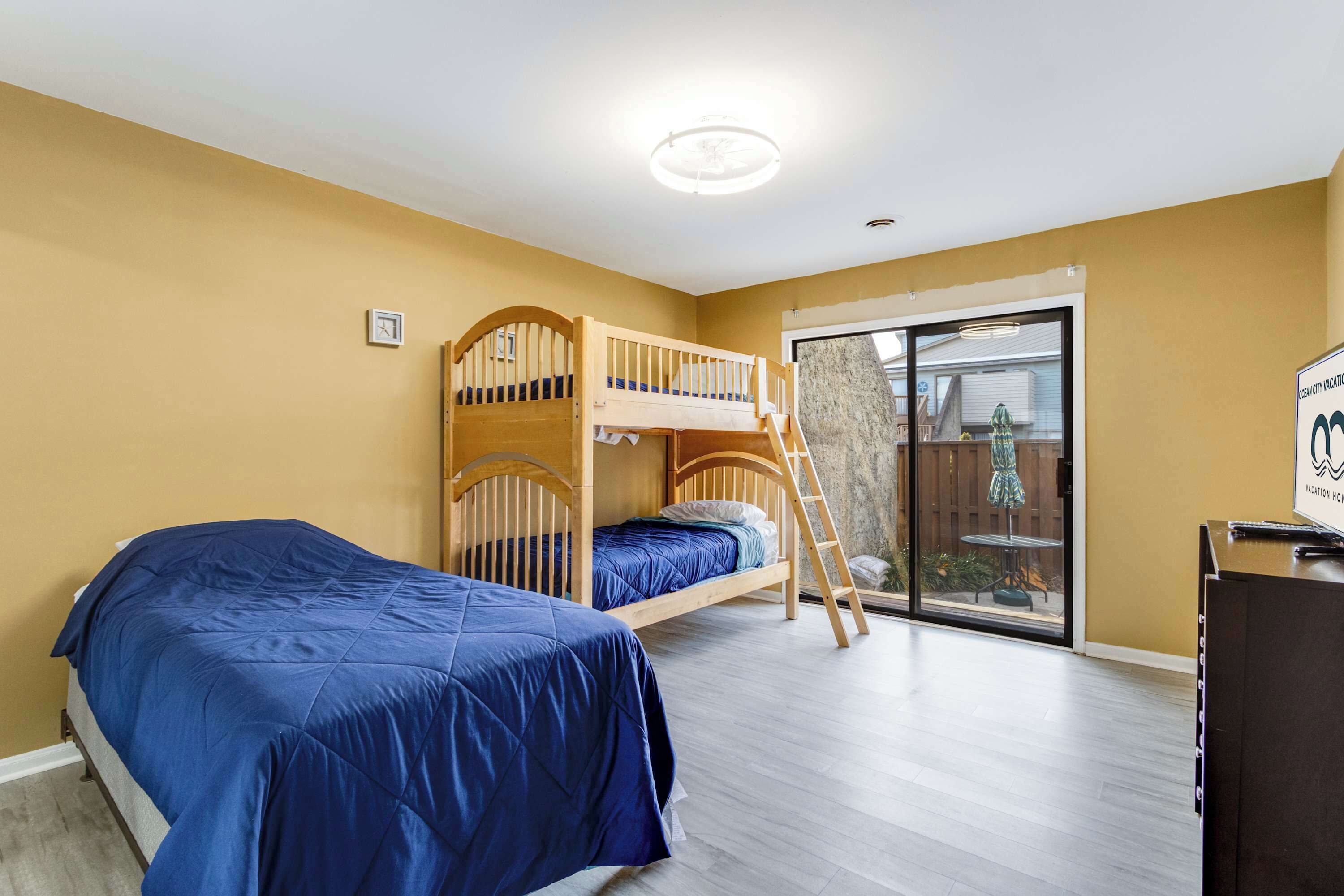 2 slaapkamers, een strijkplank/strijkijzer, wifi, beddengoed