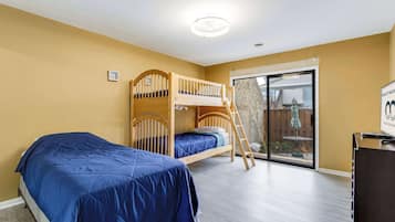 2 slaapkamers, een strijkplank/strijkijzer, wifi, beddengoed