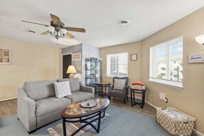 TV - Eight on the Bay 2B (Ocean City)