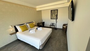 Superior Double Room, Patio, Garden View | Free WiFi, wheelchair access - Vila Fuzeta Bed&Breakfast (Olhao)