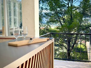 Interior - Villa Horizonte with pool and pool house, mountain and nature views (orba)