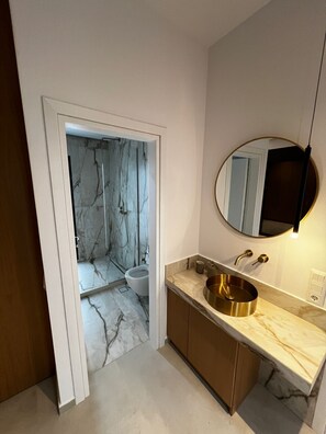 Free toiletries, hair dryer, towels, soap - Polyteleia Luxury Living (Hersonissos)