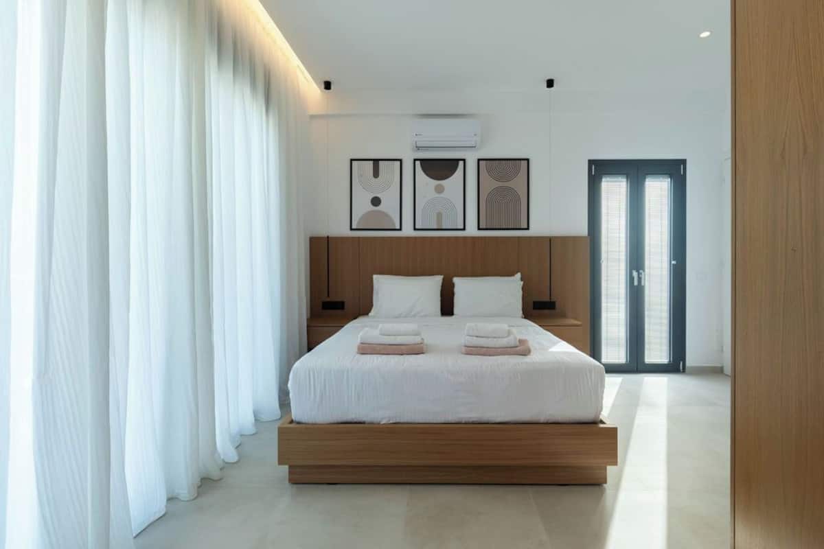 Villa familiare, 2 camere da letto, piscina privata, vista mare | Una cassaforte in camera, una scrivania, ferro/asse da stiro