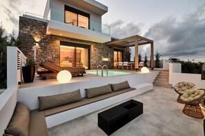 BBQ/picnic Area - POLYTELIA | Luxury Living (Hersonissos)