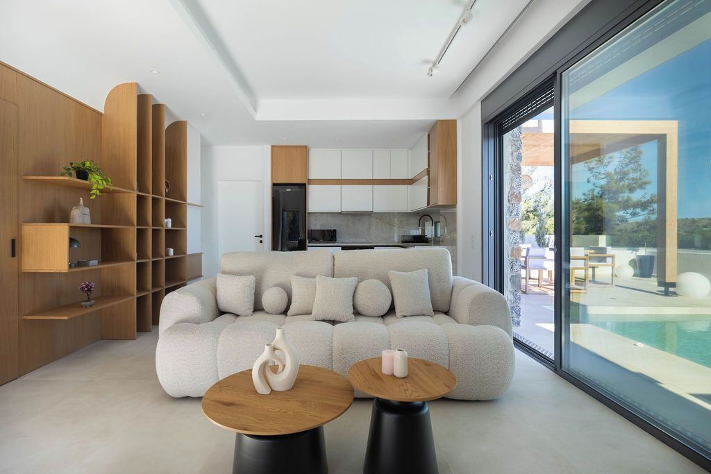 Perhehuvila, 2 makuuhuonetta, yksityinen uima-allas, merinäköala | Oleskelualue