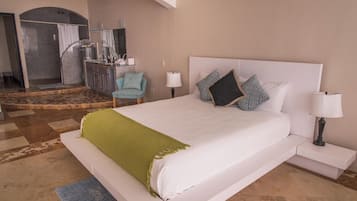 Iron/ironing board, free WiFi