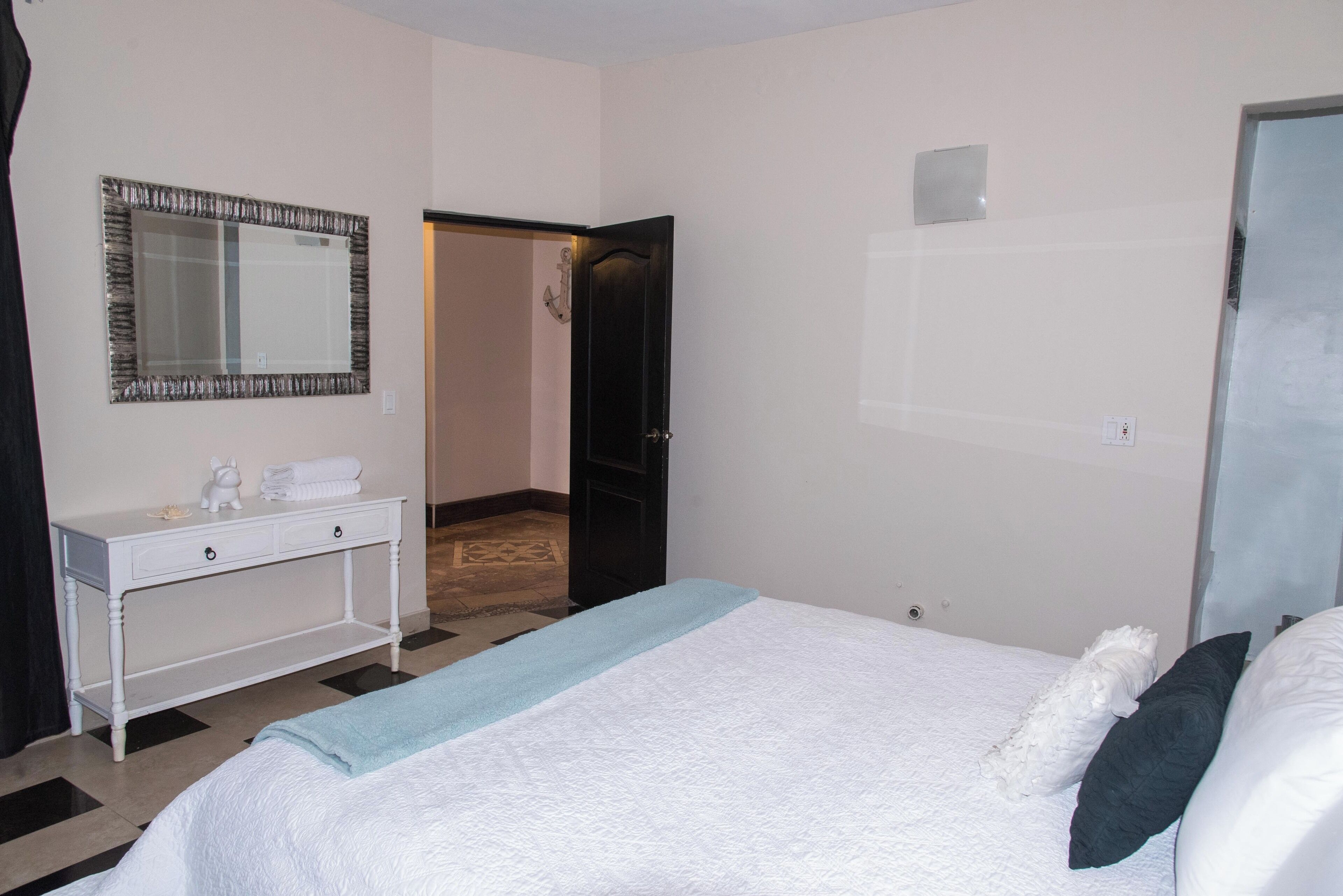 Tabla de planchar con plancha y wifi gratis 