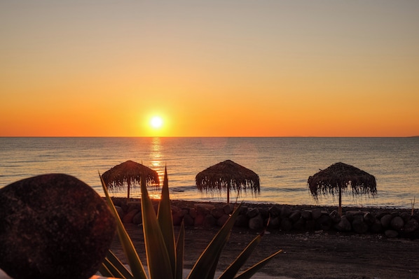 View from property - Beach Houses Santorini (Santorini)