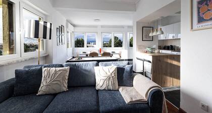 The Ambassador's Retreat - Open Space - 100% Equipped