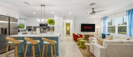 Téléviseur, bureau