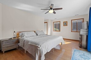3 bedrooms, iron/ironing board, WiFi, bed sheets - Perfect Patio Home 2 bedrooms 3 beds 2 bath Garage (Richland County)