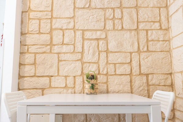 Microwave, espresso maker, coffee/tea maker, electric kettle - mare nel cuore rooms (Salerno)