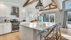 Microwave, oven, stovetop, coffee/tea maker - Charming, Family-Friendly Getaway in Westhampton, Just Minutes from the... (Westhampton)