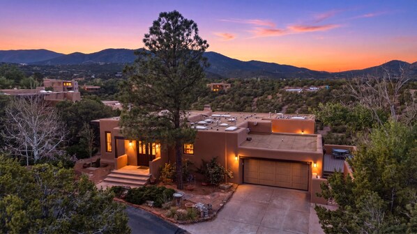 Exterior - Luxury Adobe Estate Above Santa Fe with Vistas & Spa-Inspired Amenities (Santa Fe)