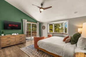 4 bedrooms, desk, travel cot, free WiFi - Lux Cabin near Breck, Sauna, Hot Tub, Lounge & Bar, Pool & Shuffleboard, Pets (Fairplay)