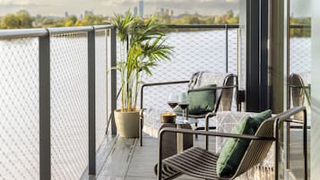Junior Suite, Balcony, River View | Balcony