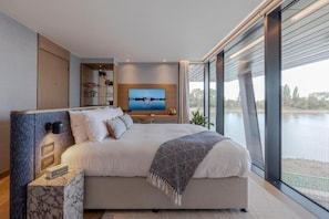 Premium Double Room, River View | Premium bedding, pillowtop beds, minibar, in-room safe - Fulham Pier Hotel (London)