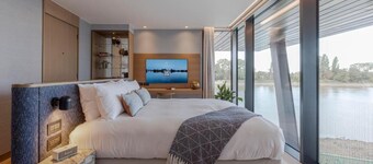 Fulham Pier Hotel
