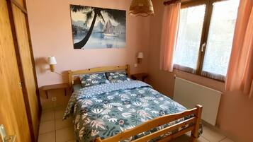 Bügeleisen/Bügelbrett, WLAN, Bettwäsche