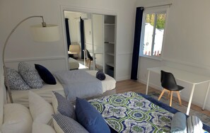 4 makuuhuonetta, silitysrauta/-lauta, internet, vuodevaatteet