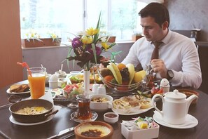 Desayuno buffet incluido todos los días