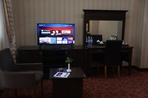 In-room safe, iron/ironing board, free WiFi - New Baku Hotel (Baku)