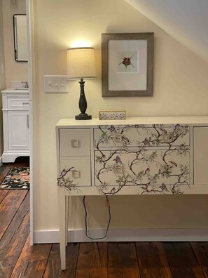 Interior - Wine Country Farmhouse (Culpeper)