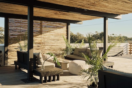 Terrace/patio. King Suite - Hotel Circulo - Prime Location