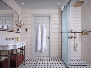 Bathroom - Bertrand's Townhouse (London)