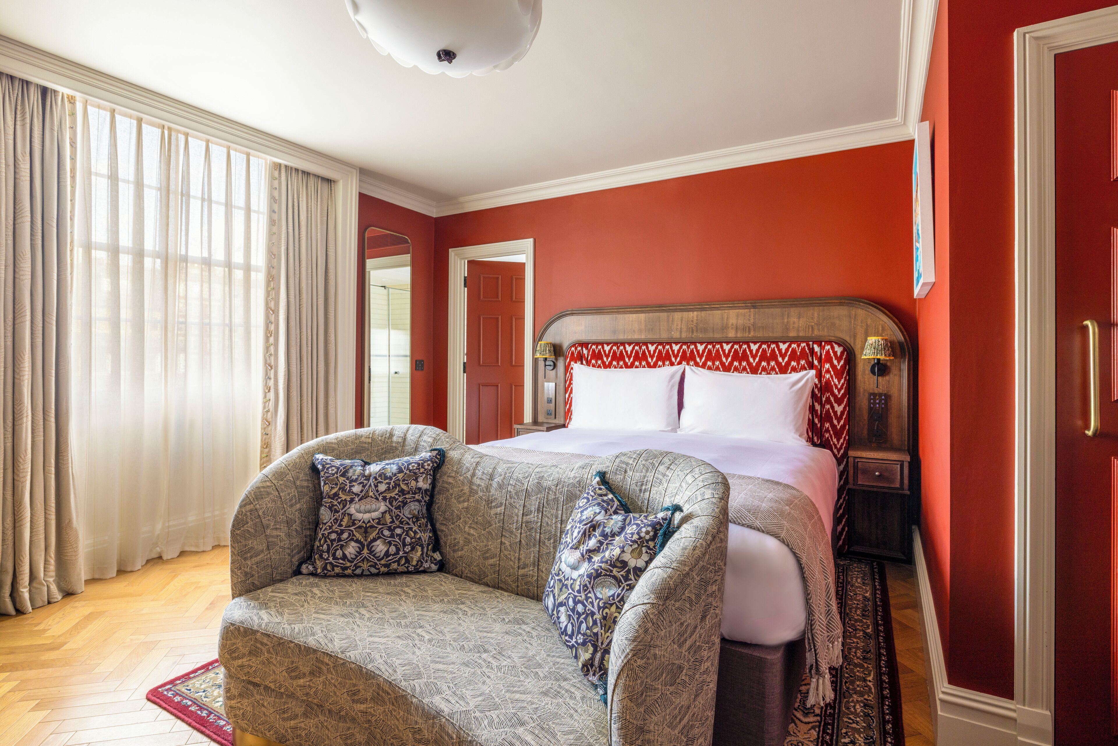 Grand Double Room | Minibar, in-room safe, blackout curtains, iron/ironing board