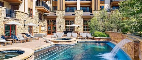 Outdoor pool, a heated pool