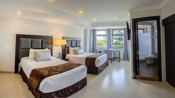 مكتب ومساحة عمل للكمبيوتر المحمول وواي فاي مجانًا