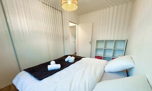 Room - La Maison du Pinier – Nature & Peaceful Setting near Limoges (Royères)