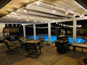 Pool - Fabulous 1-bedroom Guesthouse with AC in sunny Los Angeles (Los Angeles)