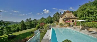 Serene 4-bedroom house with pool in charming Tursac