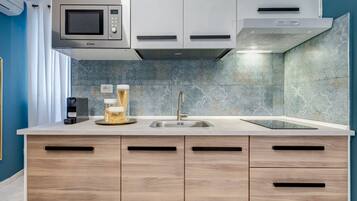 Fridge, microwave, stovetop, toaster