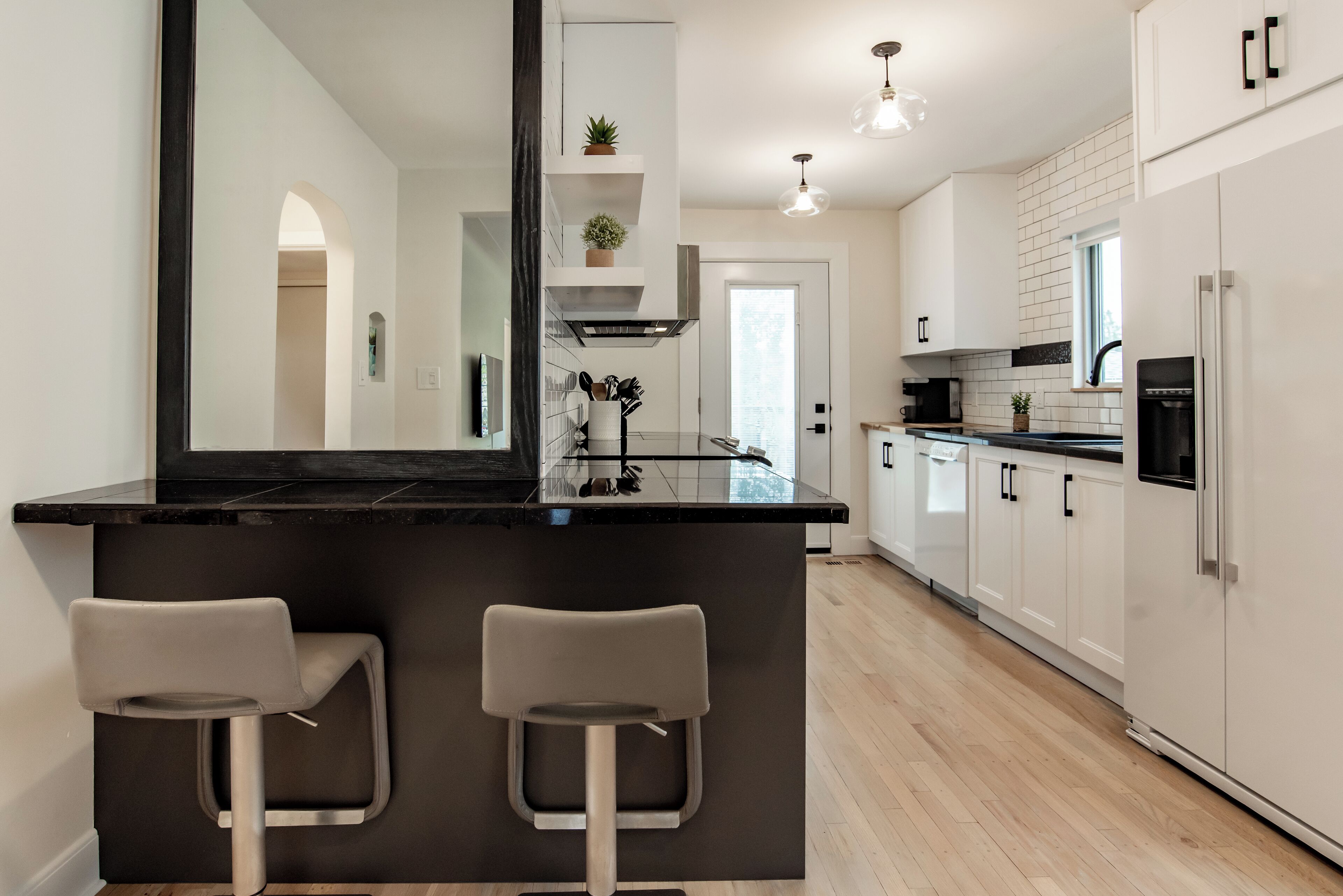 Microwave, oven, stovetop, dishwasher