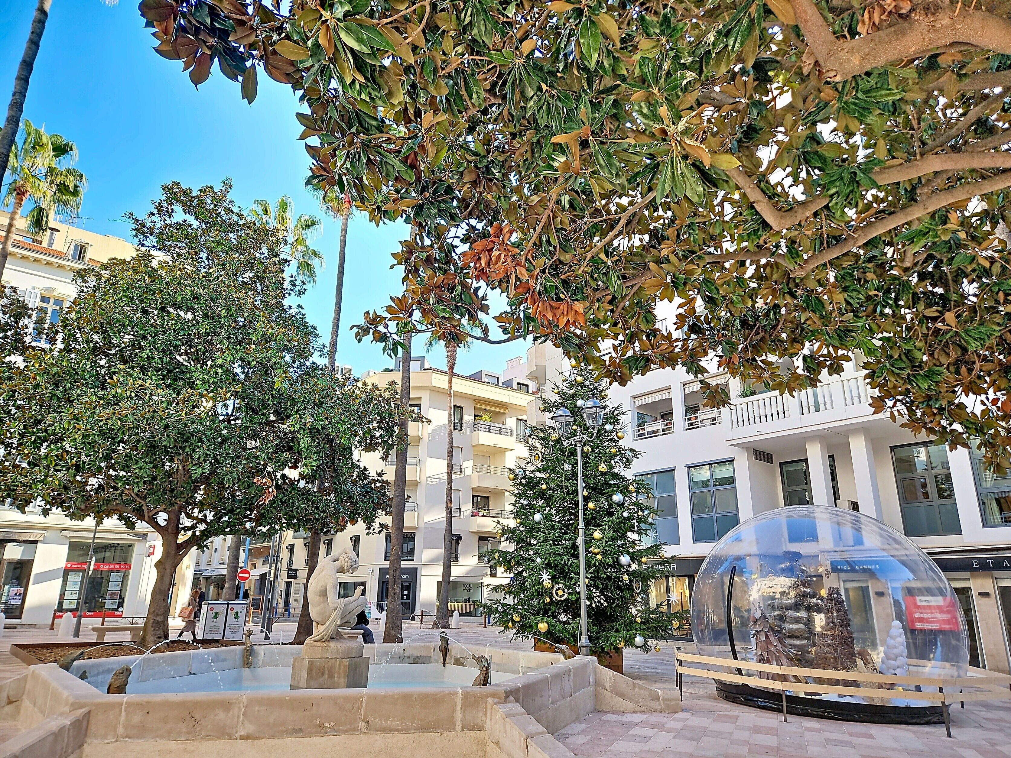 مغطس سبا خارجي