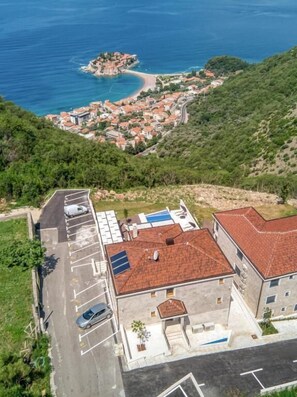 Exterior - The View - Apartment with pool (Sveti Stefan)