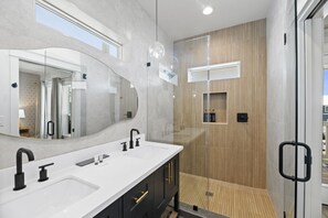 Hair dryer, towels