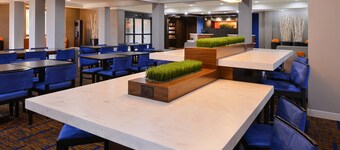 Country Inn & Suites By Radisson, Brown Deer - Milwaukee North